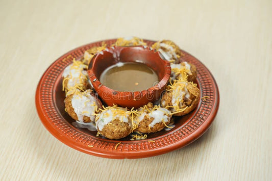 🥗 Dahi Fuchka – Creamy & Tangy Street Treat | 9 Piece