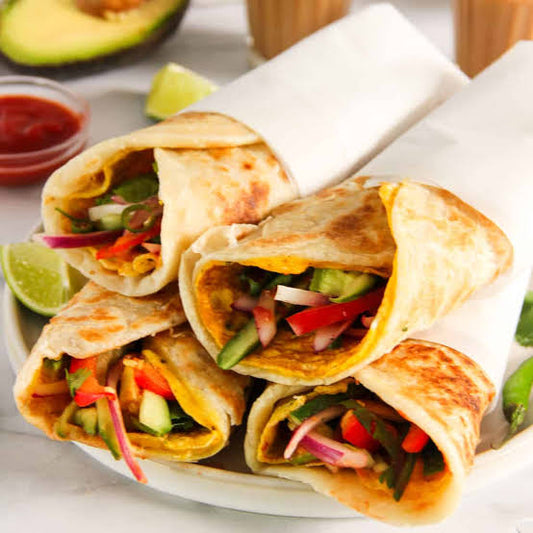 Street-Style Egg Roll – Crispy & Flavorful Wrap